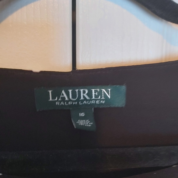 Ladies Lauren Ralph Lauren dress - Picture 3 of 3